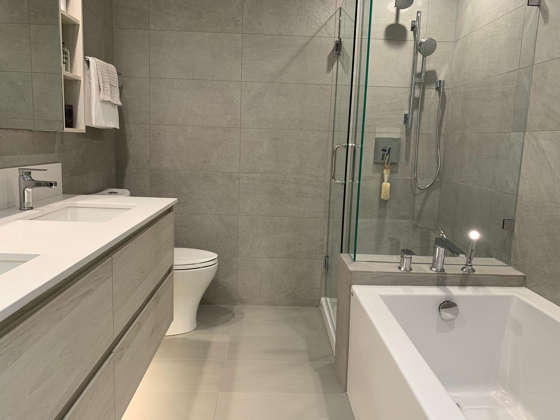Ensuite in 2 bed display in Stone colour scheme at  West 4th At Macdonald, Kitsilano, Vancouver West Ensuite in 2 bed display in Stone colour scheme at  West 4th At Macdonald, Kitsilano, Vancouver West