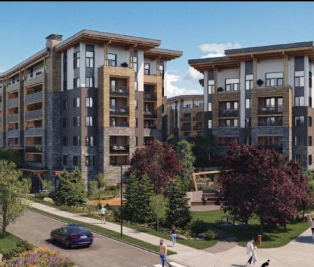 38201 Third Avenue, Downtown SQ, Squamish