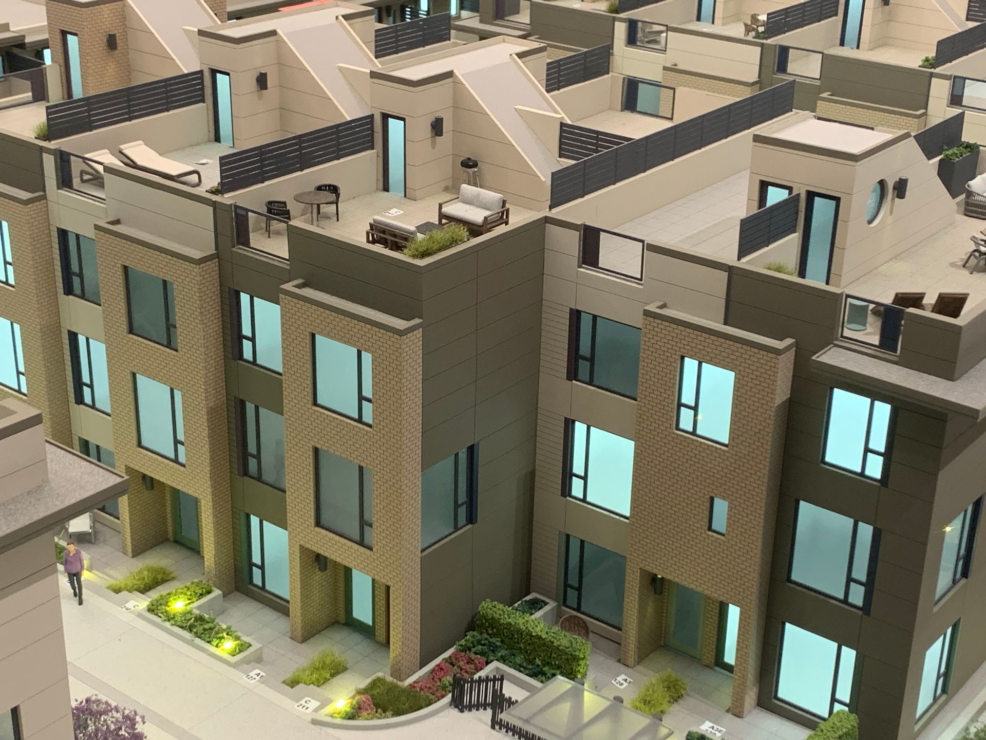 harriswood building model at 611 Harrison Avenue, Coquitlam West, Coquitlam harriswood building model at 611 Harrison Avenue, Coquitlam West, Coquitlam