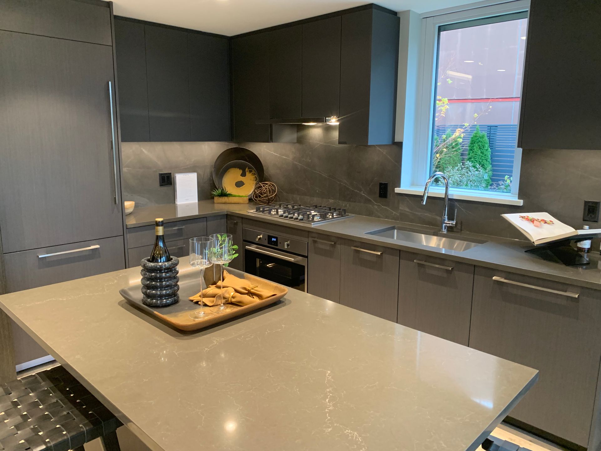 onyx kitchen in ebony scheme at 5868 Olive Avenue, Metrotown, Burnaby South onyx kitchen in ebony scheme at 5868 Olive Avenue, Metrotown, Burnaby South