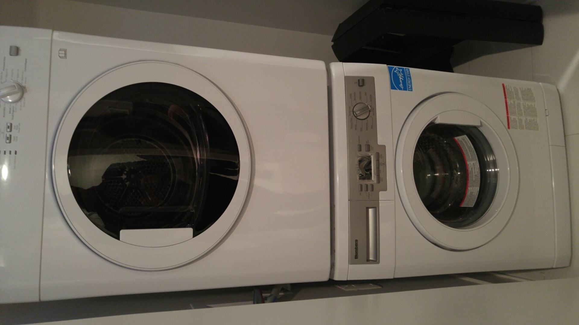 hensley-blomberg-washer-and-dryer at 450 Westview Street, Coquitlam West, Coquitlam hensley-blomberg-washer-and-dryer at 450 Westview Street, Coquitlam West, Coquitlam