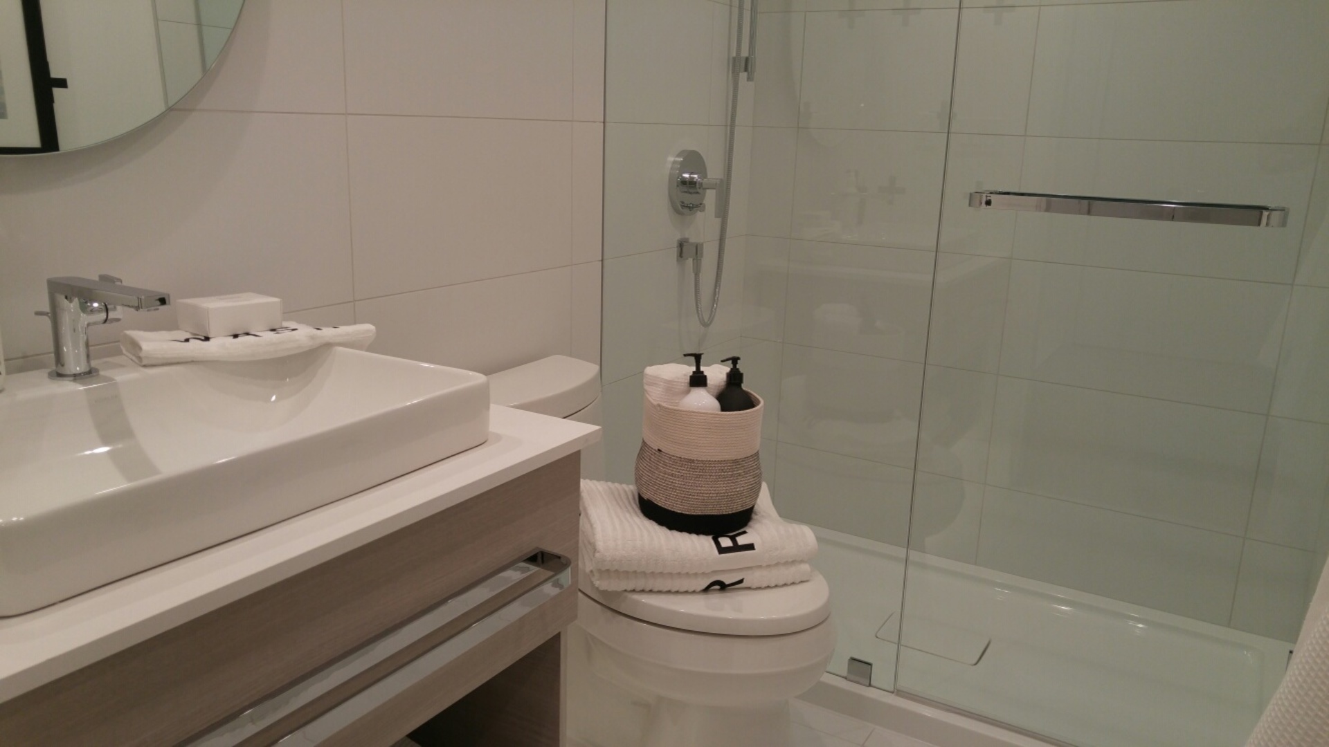 hensley-hotel-main-bathroom-in-driftwood at 450 Westview Street, Coquitlam West, Coquitlam hensley-hotel-main-bathroom-in-driftwood at 450 Westview Street, Coquitlam West, Coquitlam