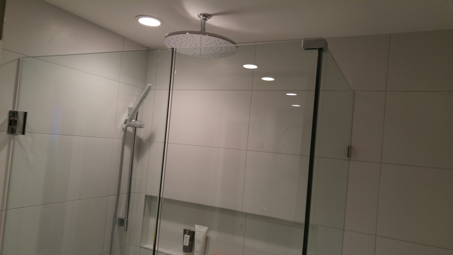 hensley-hotel-rose-shower at 450 Westview Street, Coquitlam West, Coquitlam hensley-hotel-rose-shower at 450 Westview Street, Coquitlam West, Coquitlam