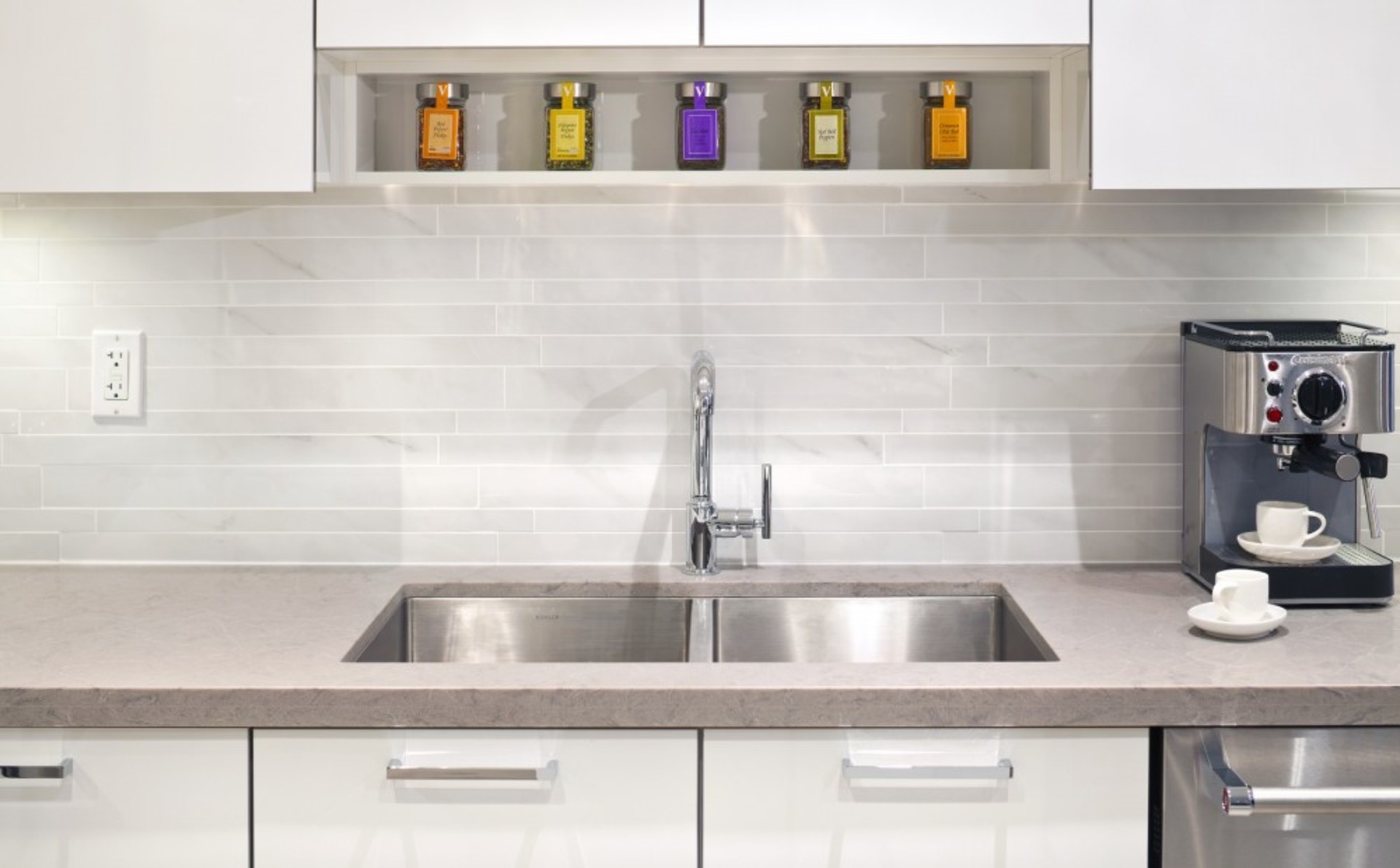escala-countertop-and-backsplash at 1788 Sw Gilmore Street, Brentwood Park, Burnaby North escala-countertop-and-backsplash at 1788 Sw Gilmore Street, Brentwood Park, Burnaby North