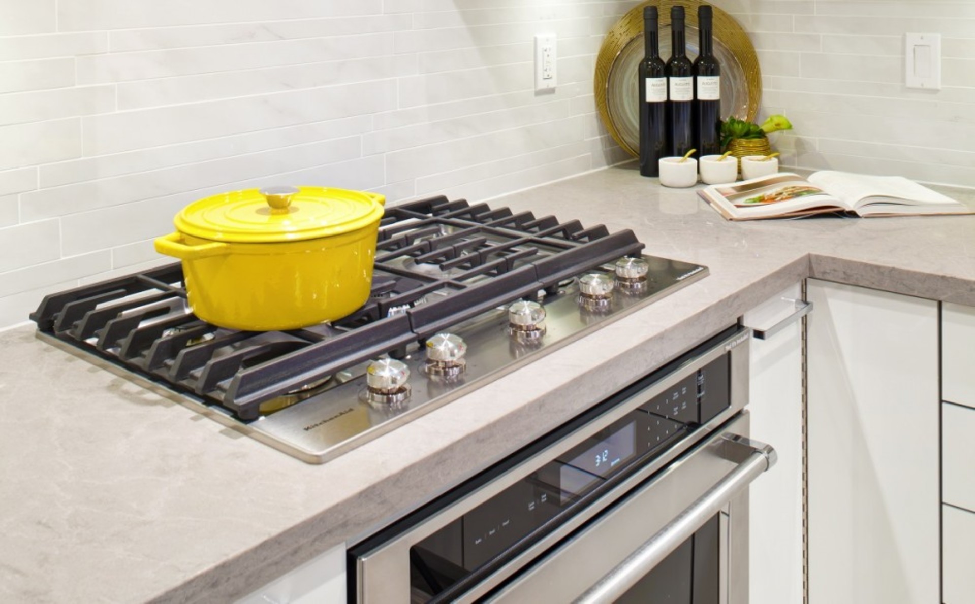 escala-kitchenaid-gas-cook-top at 1788 Sw Gilmore Street, Brentwood Park, Burnaby North escala-kitchenaid-gas-cook-top at 1788 Sw Gilmore Street, Brentwood Park, Burnaby North