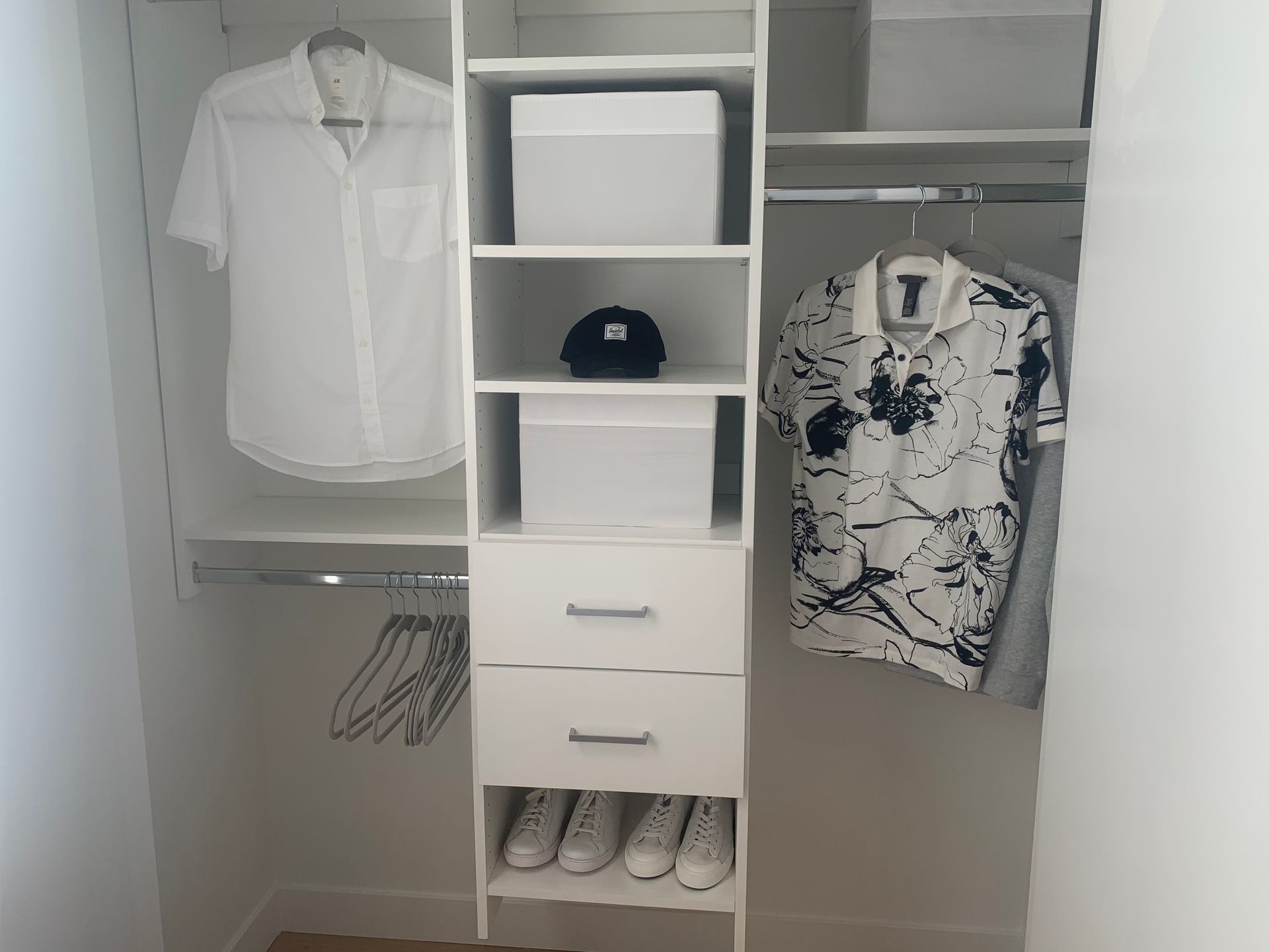 Built-in closet in one bed display at 828 Cambie Street, Yaletown, Vancouver West Built-in closet in one bed display at 828 Cambie Street, Yaletown, Vancouver West