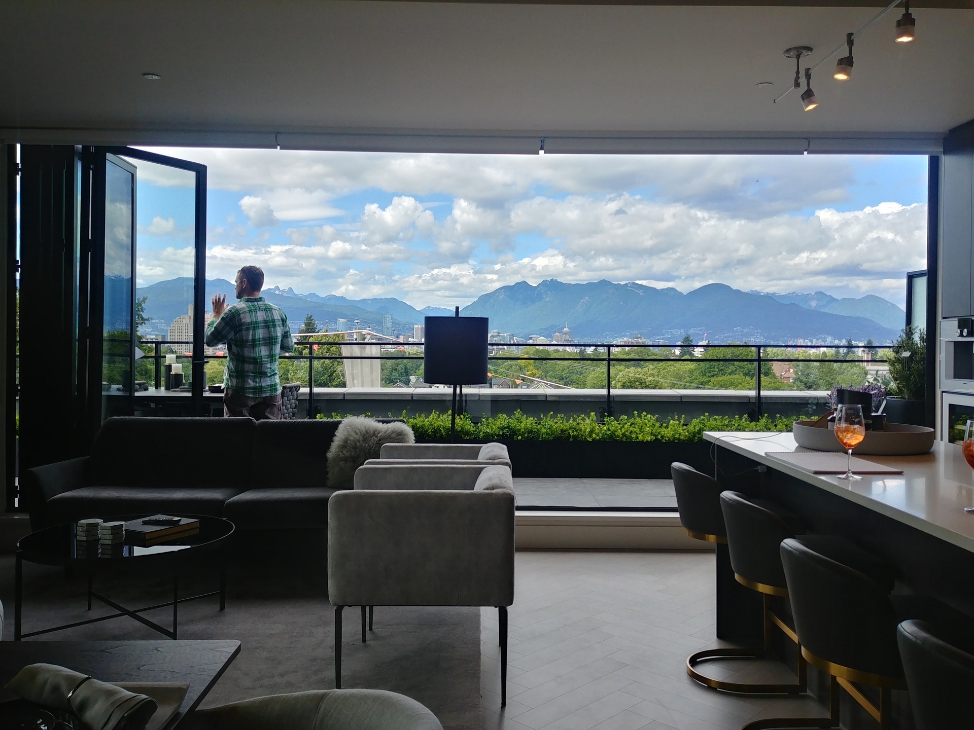 amber-penthouse-3 at 633 West King Edward Avenue, Cambie, Vancouver West amber-penthouse-3 at 633 West King Edward Avenue, Cambie, Vancouver West