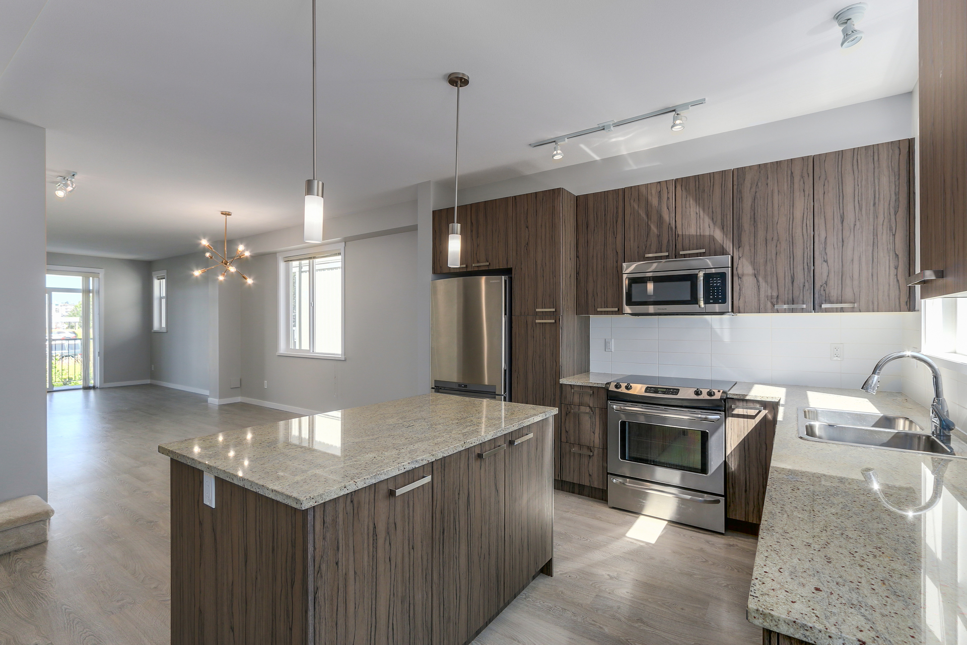 Sold 3 Bedroom Townhouse Surrey Fleetwood Silverwood