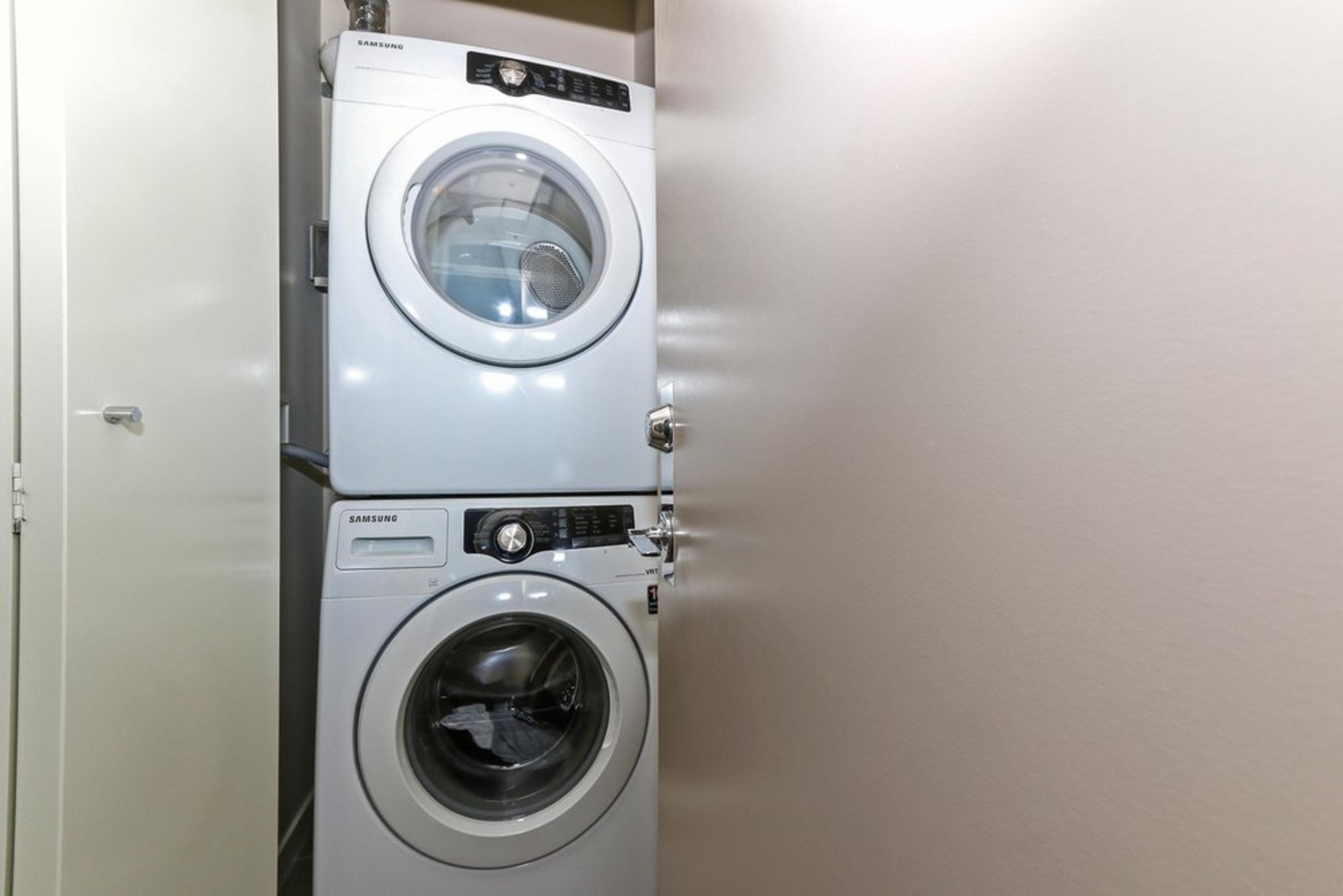 quattro-3-samsung-washer-dryer at 209 - 13728 108 Avenue, Whalley, North Surrey quattro-3-samsung-washer-dryer at 209 - 13728 108 Avenue, Whalley, North Surrey