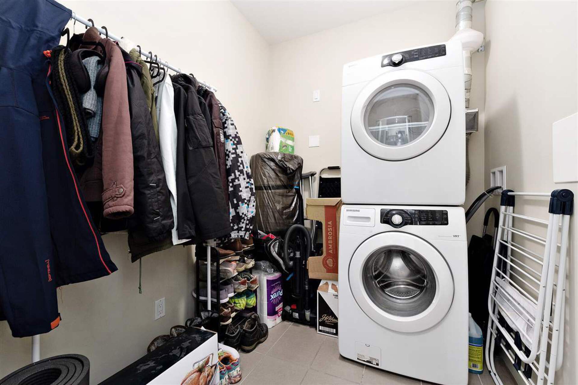 13728-108-avenue-whalley-north-surrey-15 at 434 - 13728 108 Avenue, Whalley, North Surrey 13728-108-avenue-whalley-north-surrey-15 at 434 - 13728 108 Avenue, Whalley, North Surrey