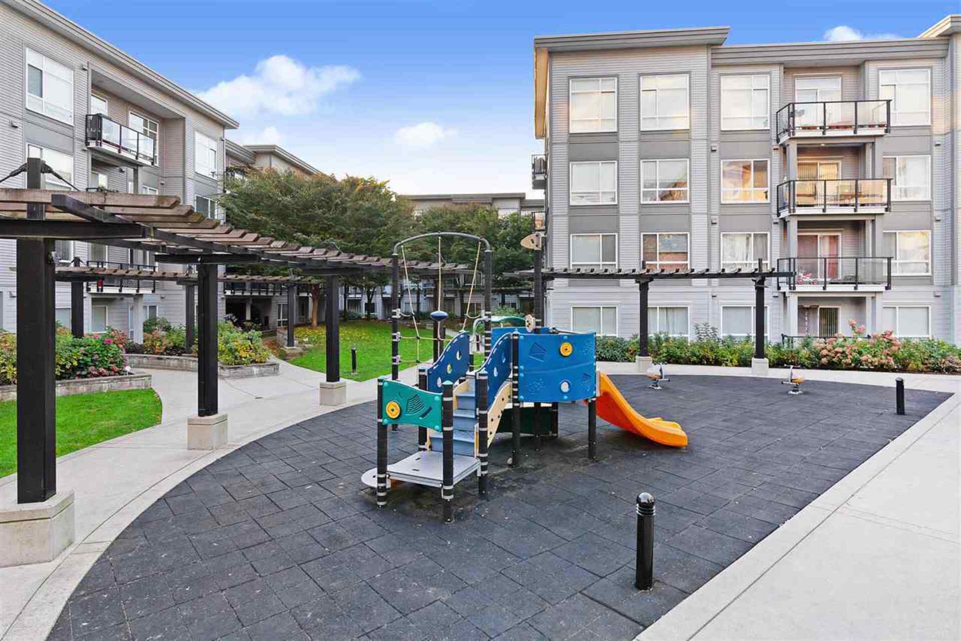 13728-108-avenue-whalley-north-surrey-18 at 434 - 13728 108 Avenue, Whalley, North Surrey 13728-108-avenue-whalley-north-surrey-18 at 434 - 13728 108 Avenue, Whalley, North Surrey