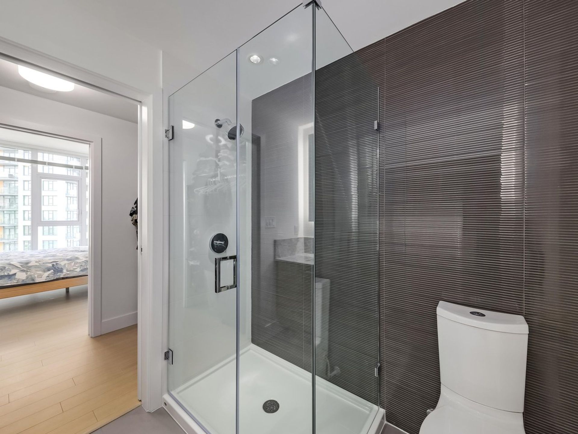 Ensuite Shower at 1605 - 7388 Kingsway, Edmonds BE, Burnaby East Ensuite Shower at 1605 - 7388 Kingsway, Edmonds BE, Burnaby East