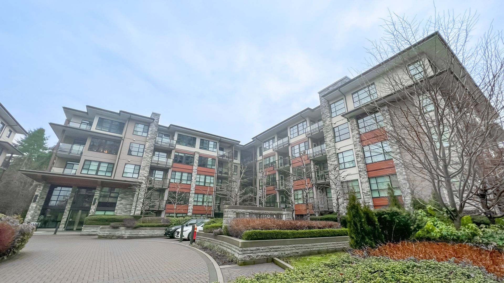 403 - 1152 Windsor Mews, New Horizons, Coquitlam