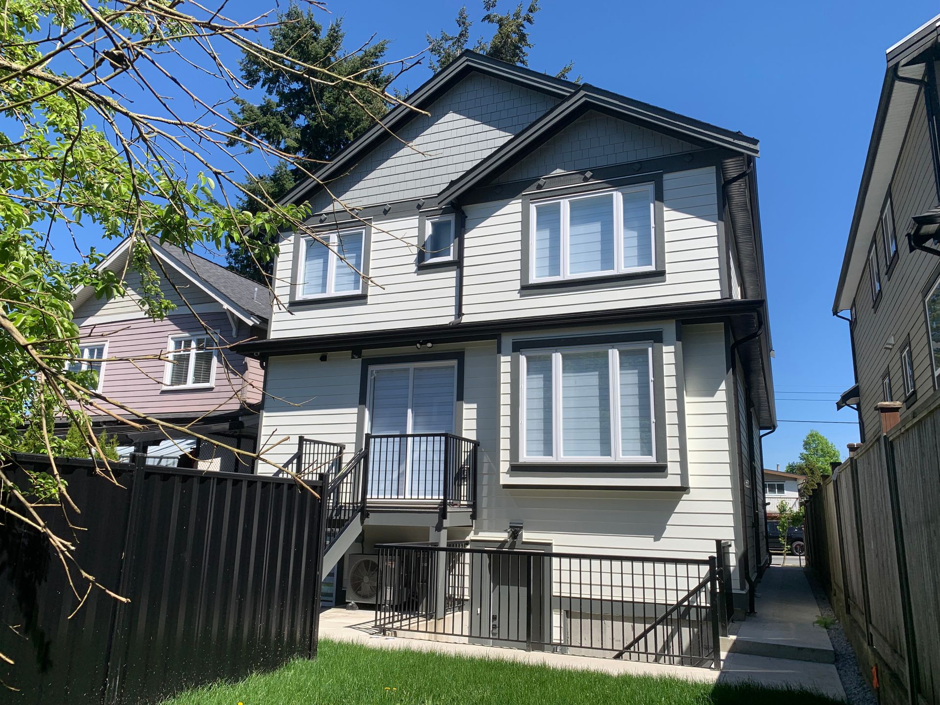 Photo of 2 - 5221 Clarendon Street, Collingwood VE, Vancouver East