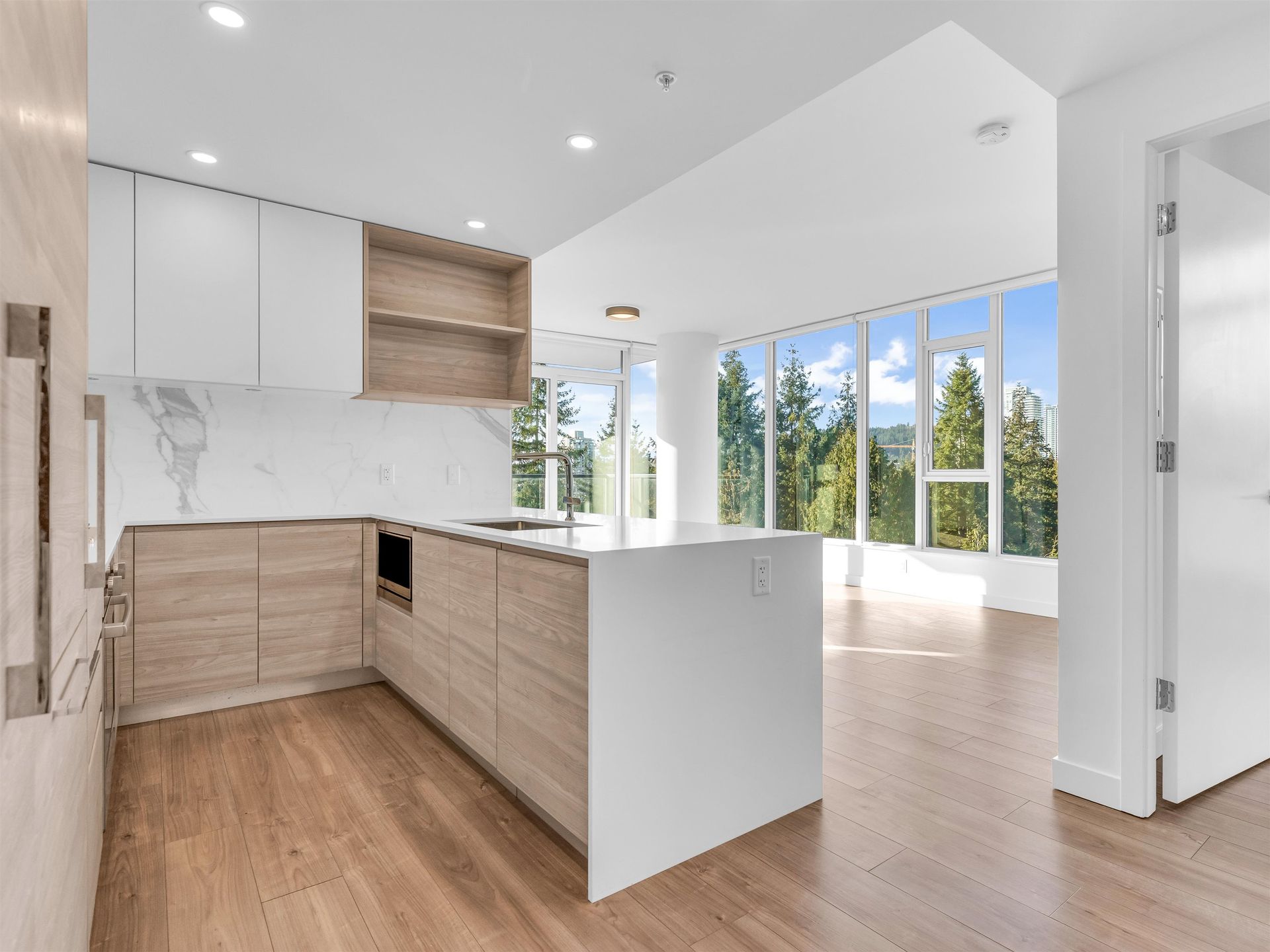 kitchen at 1208 - 595 Austin Avenue, Coquitlam West, Coquitlam kitchen at 1208 - 595 Austin Avenue, Coquitlam West, Coquitlam