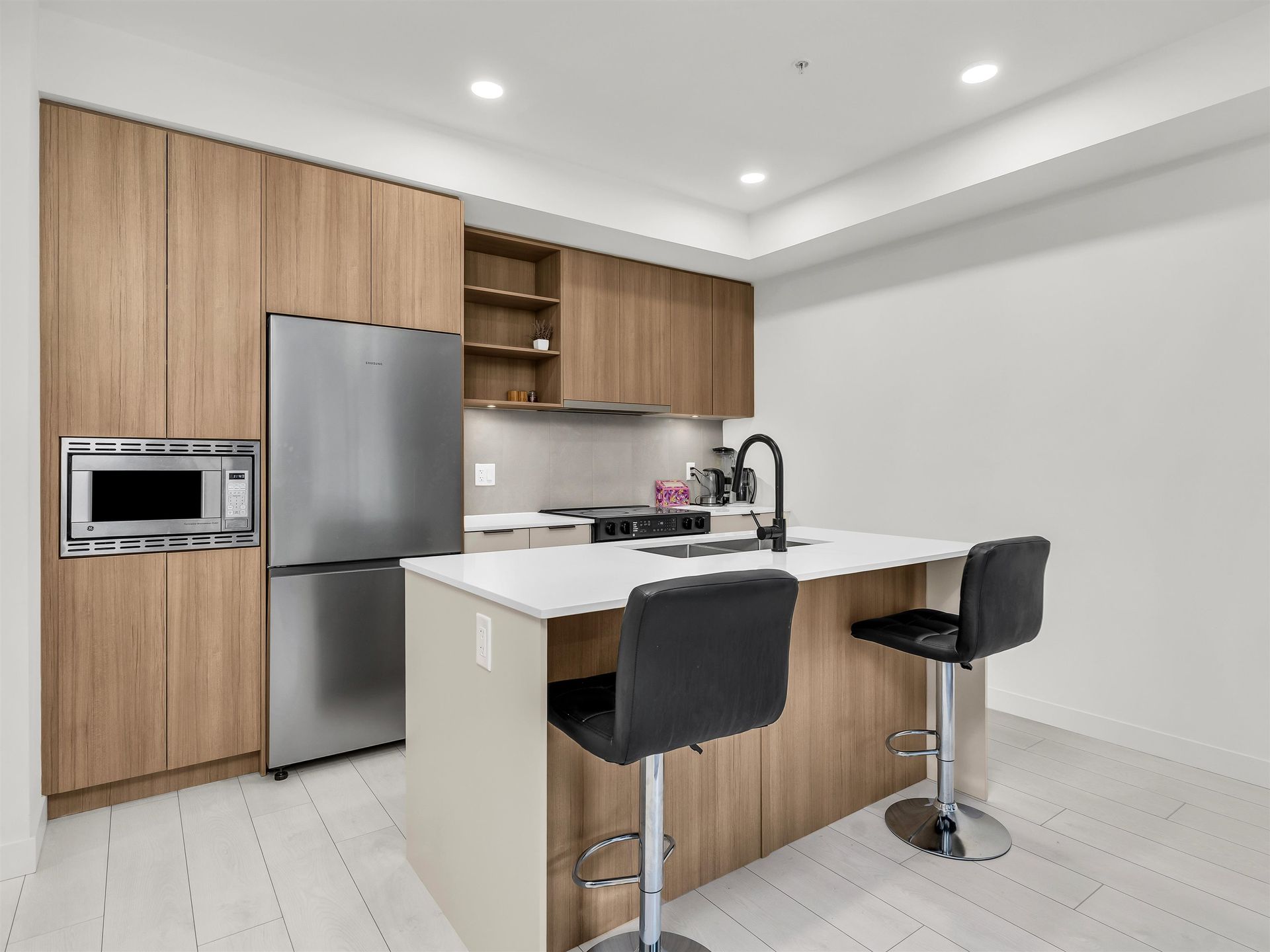 Photo of 204 - 13439 94a Avenue, Queen Mary Park Surrey, Surrey