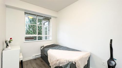 262673246-18 at 403 - 1152 Windsor Mews, New Horizons, Coquitlam 262673246-18 at 403 - 1152 Windsor Mews, New Horizons, Coquitlam
