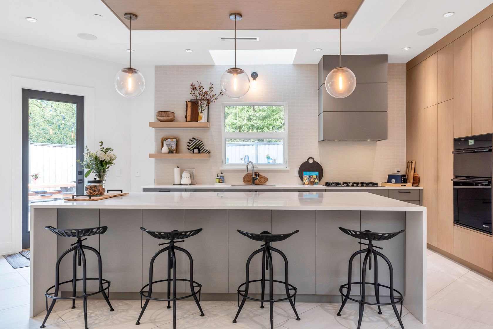 6 at 4906 Marine Drive, Olde Caulfeild, West Vancouver