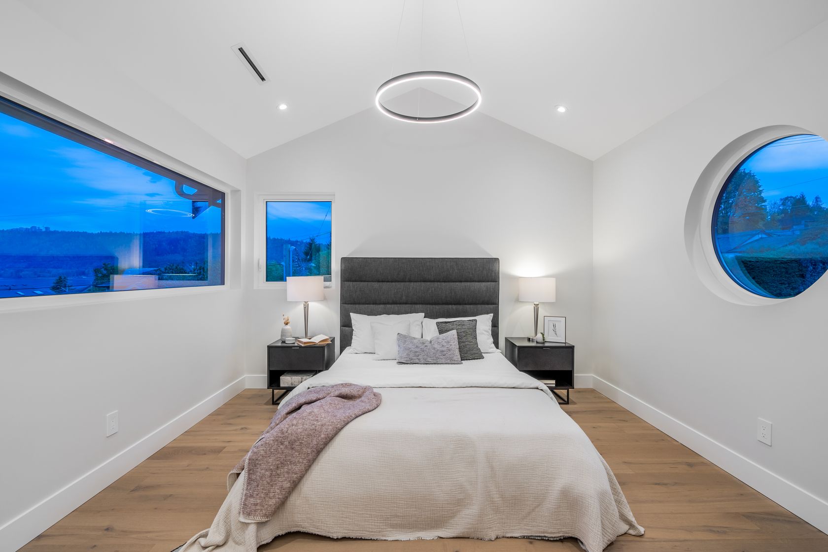 at 510 Roslyn Boulevard, Dollarton, North Vancouver