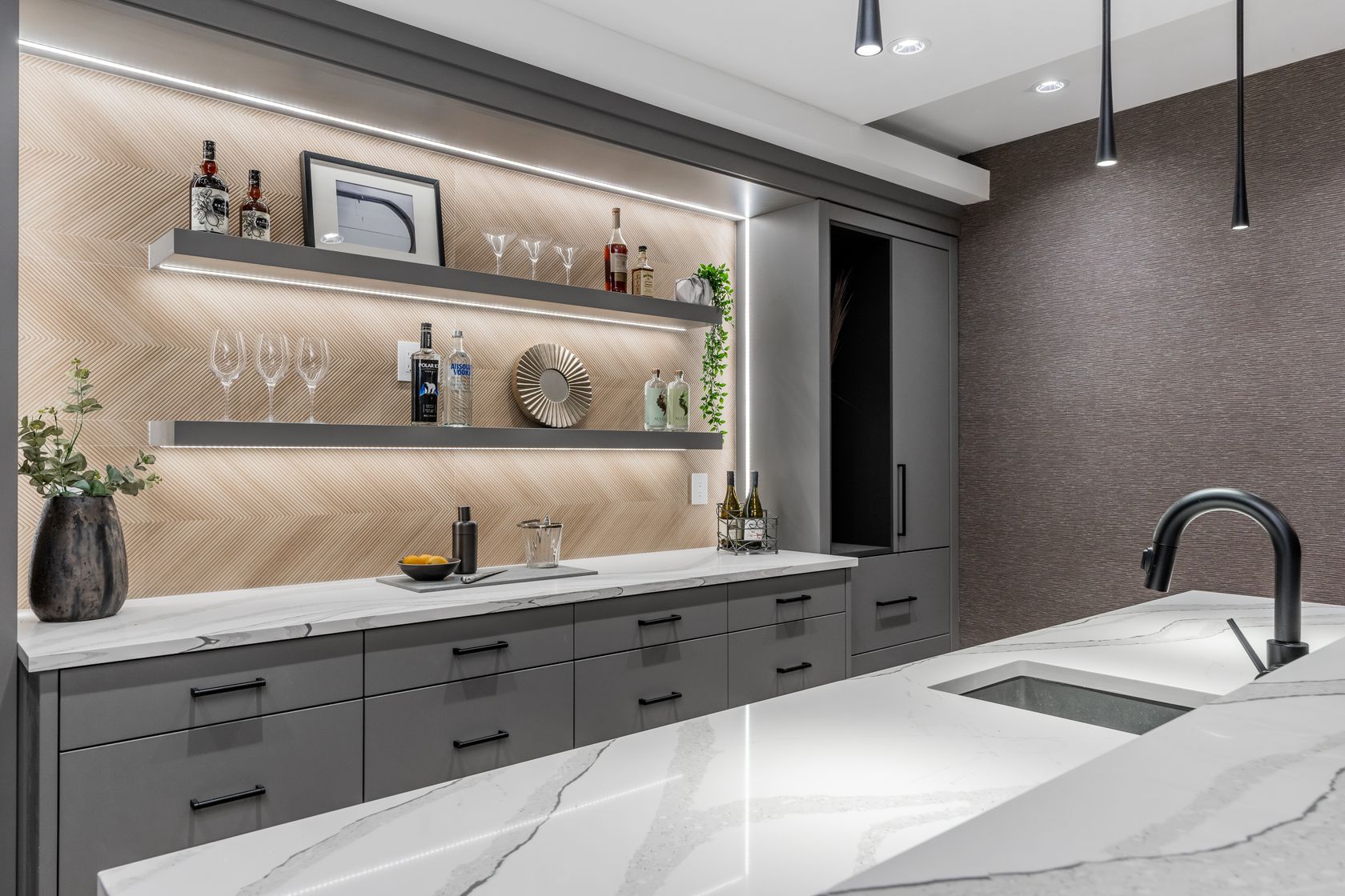 at 510 Roslyn Boulevard, Dollarton, North Vancouver