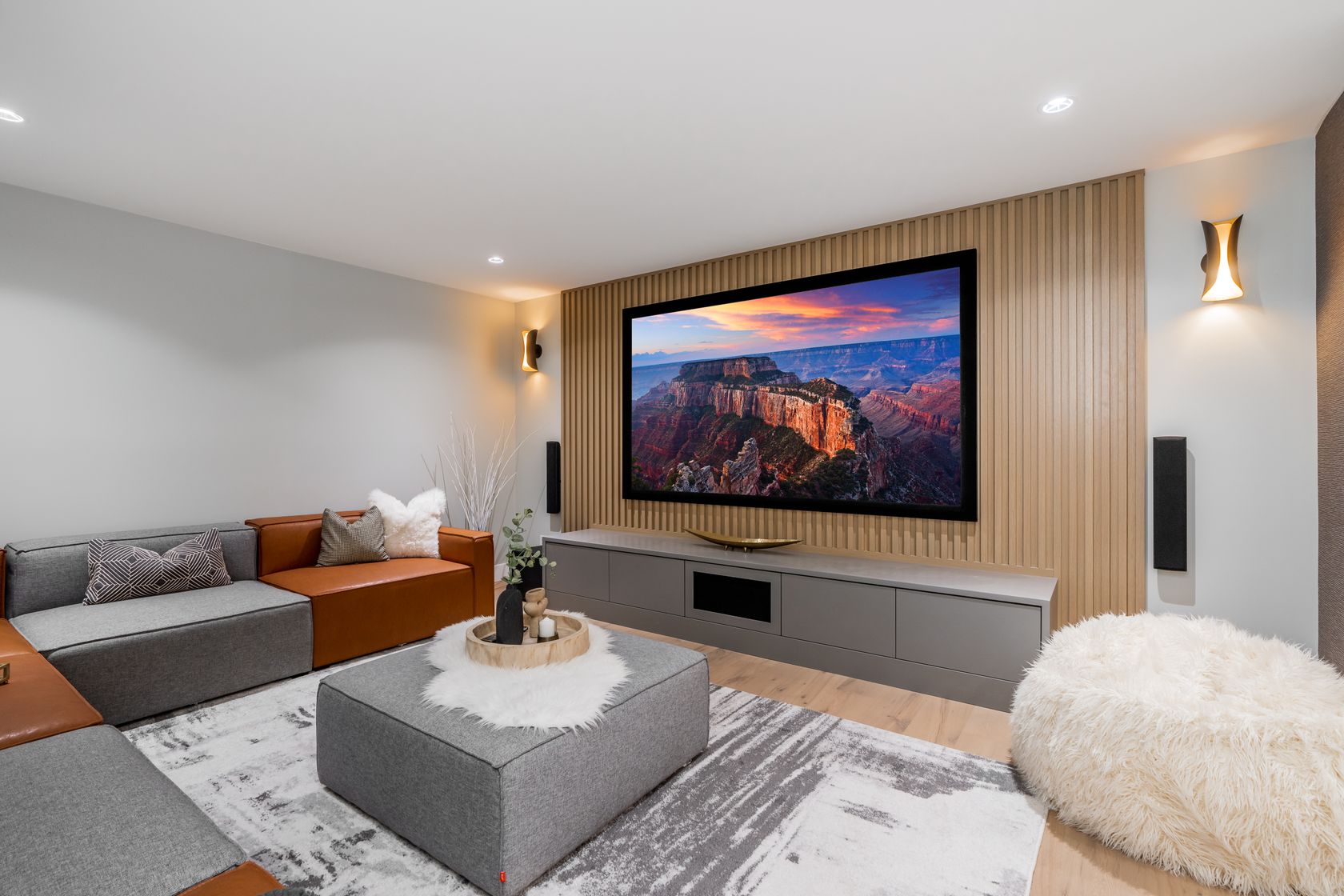 at 510 Roslyn Boulevard, Dollarton, North Vancouver