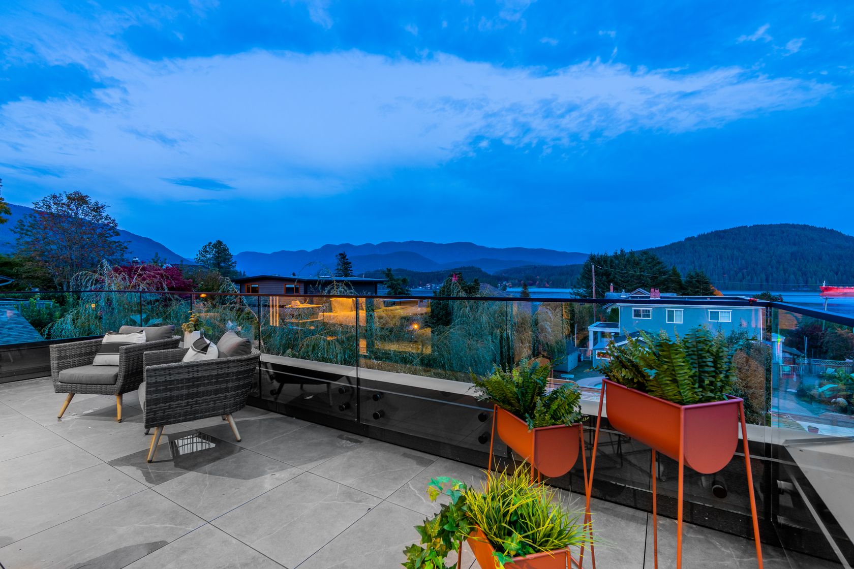 at 510 Roslyn Boulevard, Dollarton, North Vancouver