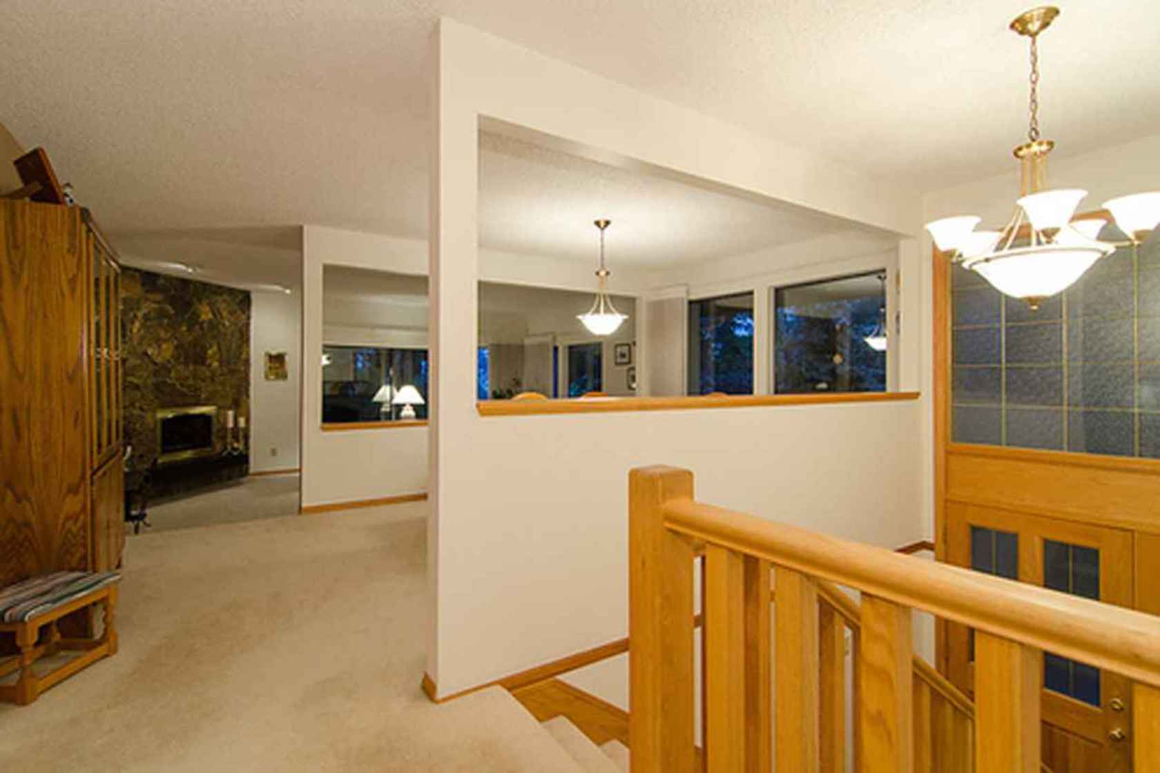 4281 at 3621 Mathers Avenue, Westmount WV, West Vancouver