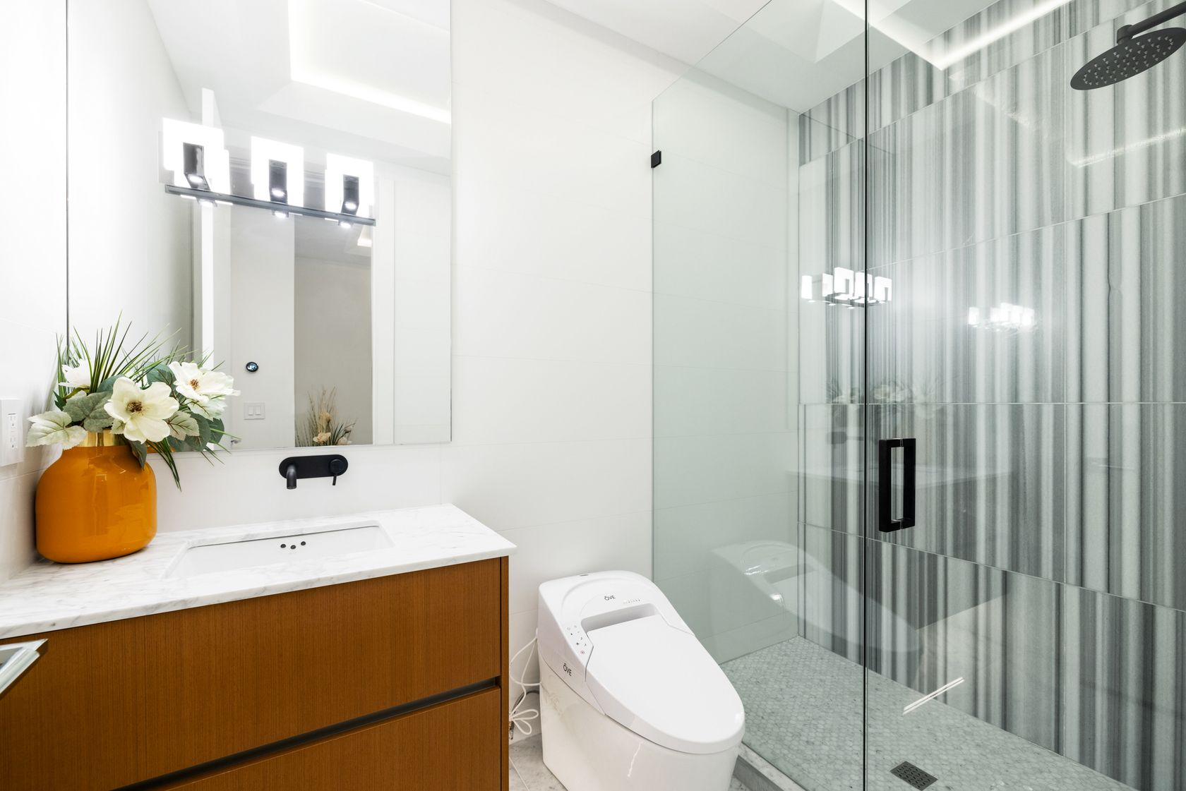 2495-mathers-ave-2-4 at 2495 Mathers, Dundarave, West Vancouver