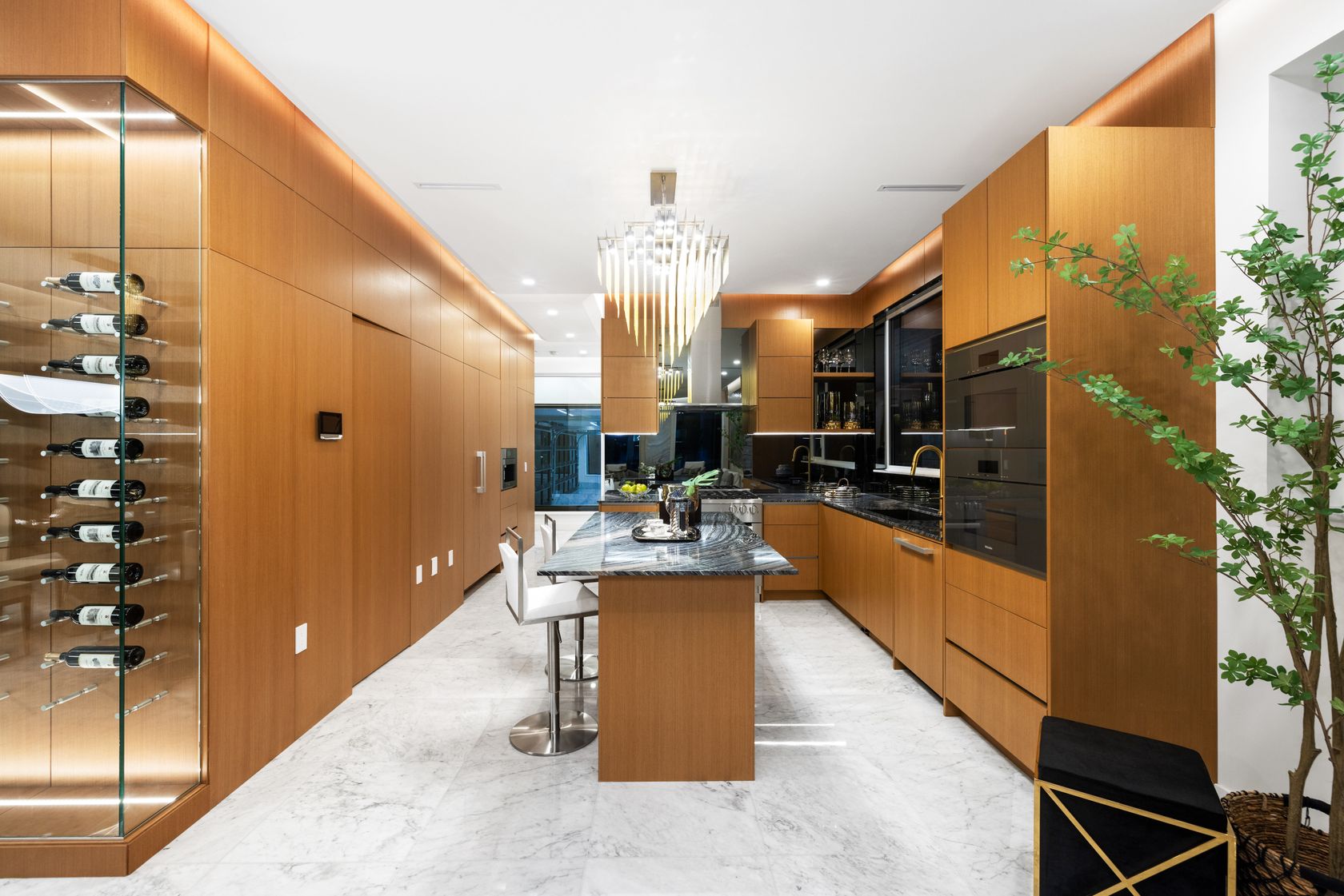 2495-mathers-ave-8-2 at 2495 Mathers, Dundarave, West Vancouver