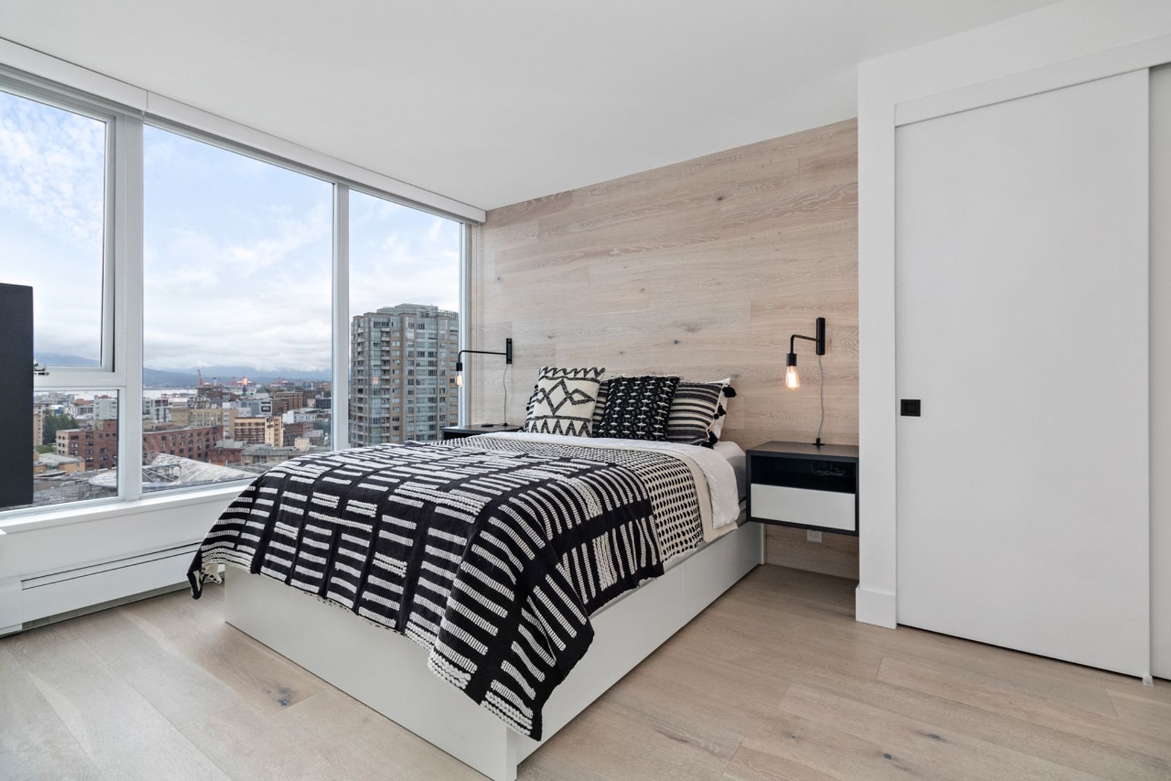 15 at 2103 - 188 Keefer Place, Downtown VW, Vancouver West