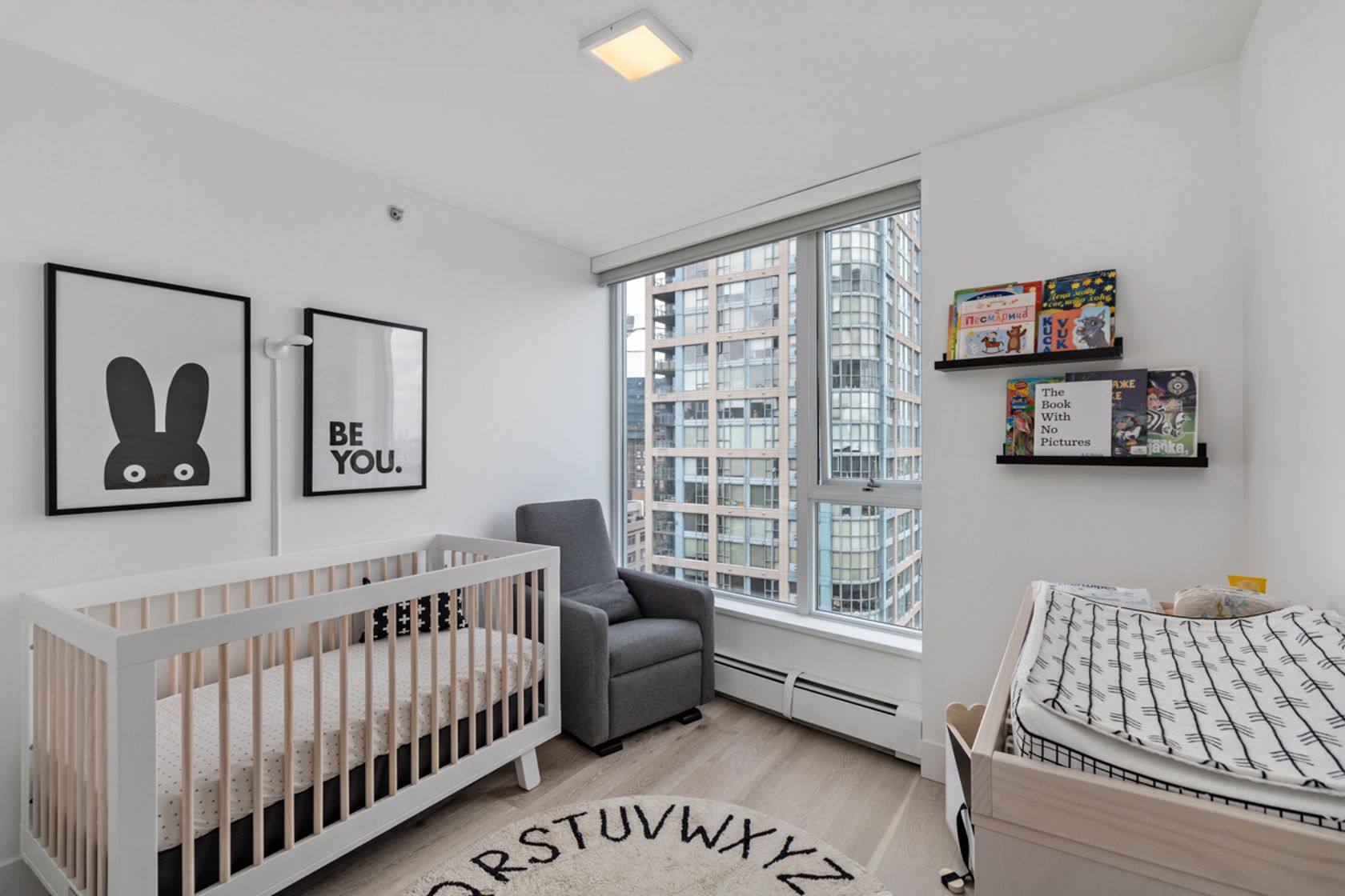 19 at 2103 - 188 Keefer Place, Downtown VW, Vancouver West