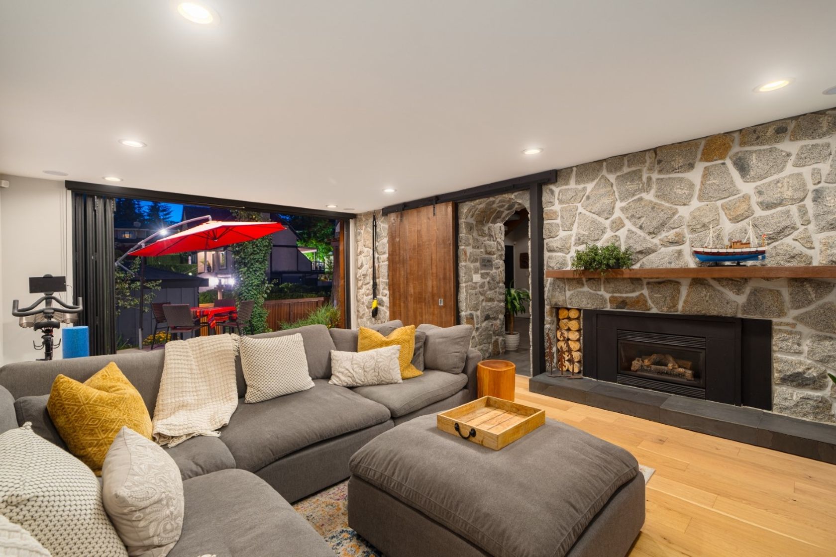 35661 at 5132 Alderfeild Place, Upper Caulfeild, West Vancouver