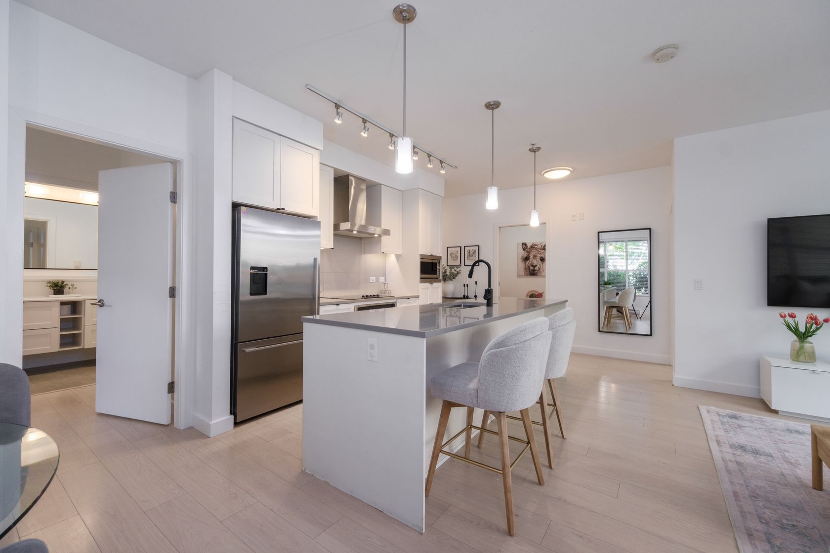 11-p-24 at 118 - 3205 Mountain Highway, Lynn Valley, North Vancouver