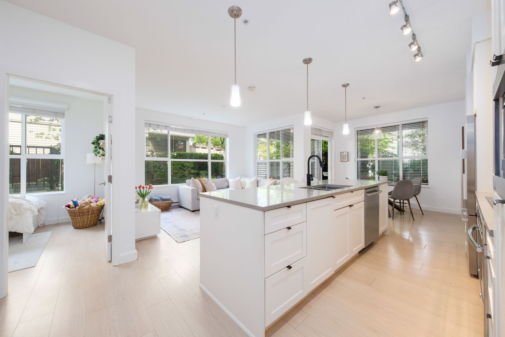 13-p-26 at 118 - 3205 Mountain Highway, Lynn Valley, North Vancouver