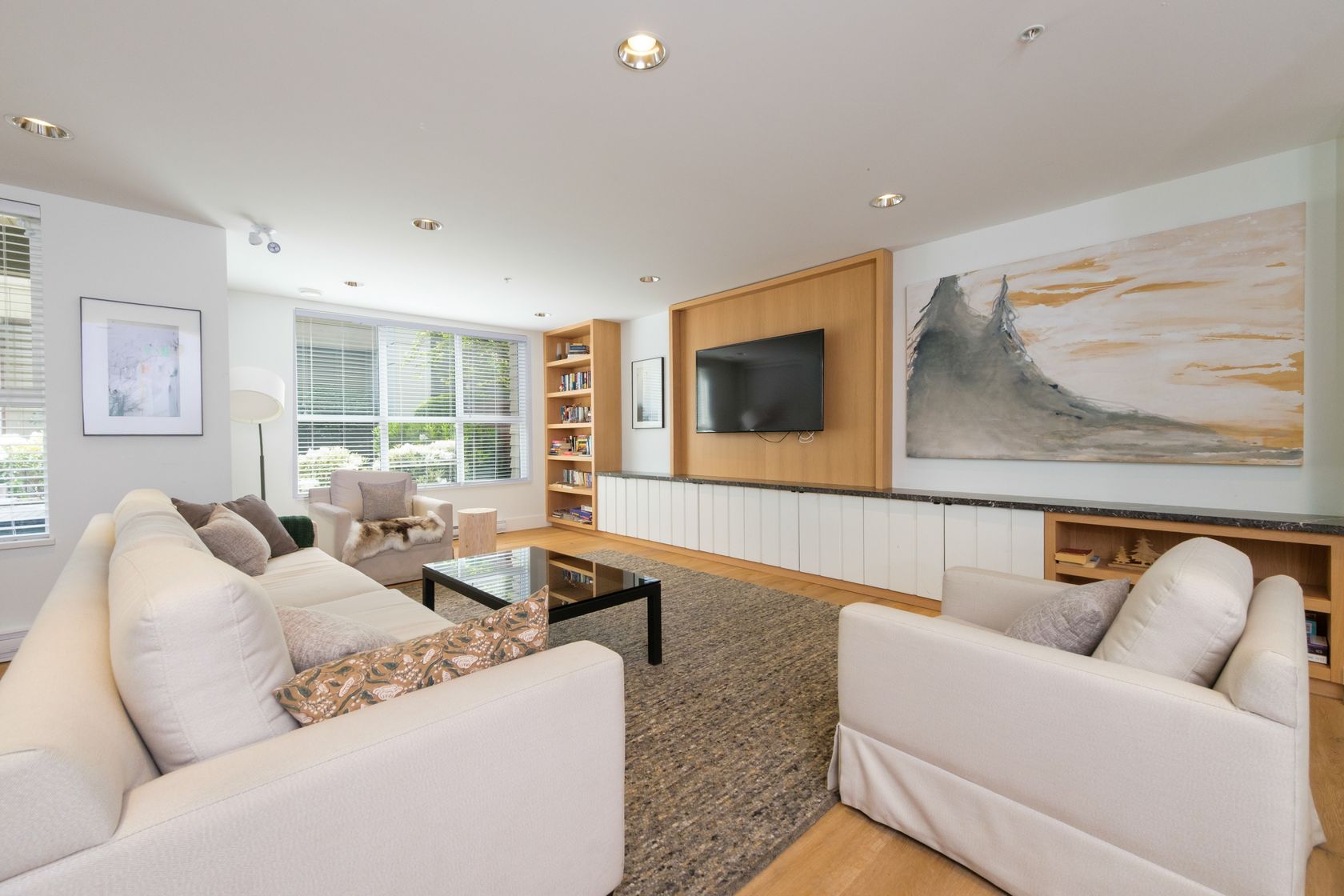 32-p-34 at 118 - 3205 Mountain Highway, Lynn Valley, North Vancouver