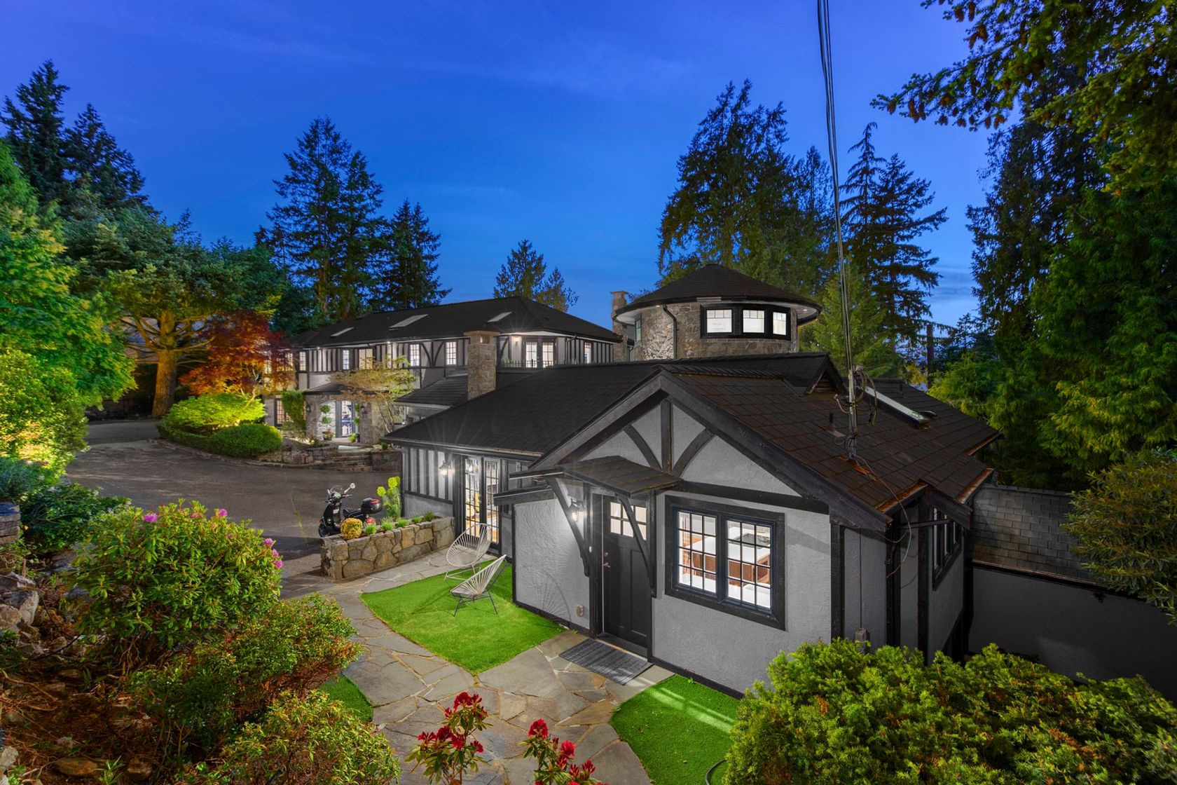 24 at 5340 Marine Drive, Caulfeild, West Vancouver