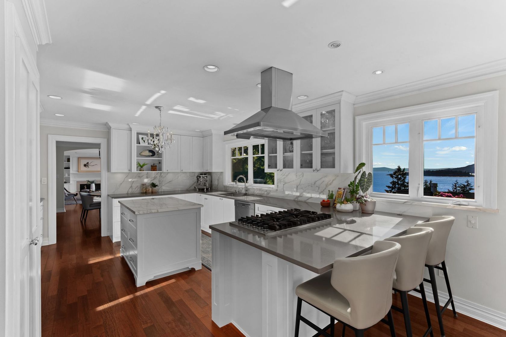 6 at 5340 Marine Drive, Caulfeild, West Vancouver