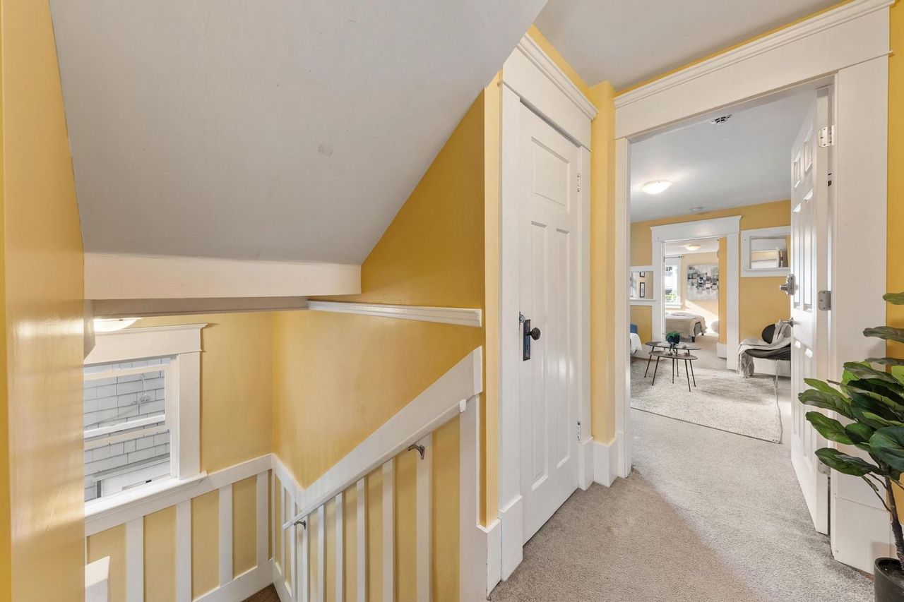 2635-w-5th-avenue-kitsilano-vancouver-west-04 at 2635 W 5th Avenue, Kitsilano, Vancouver West