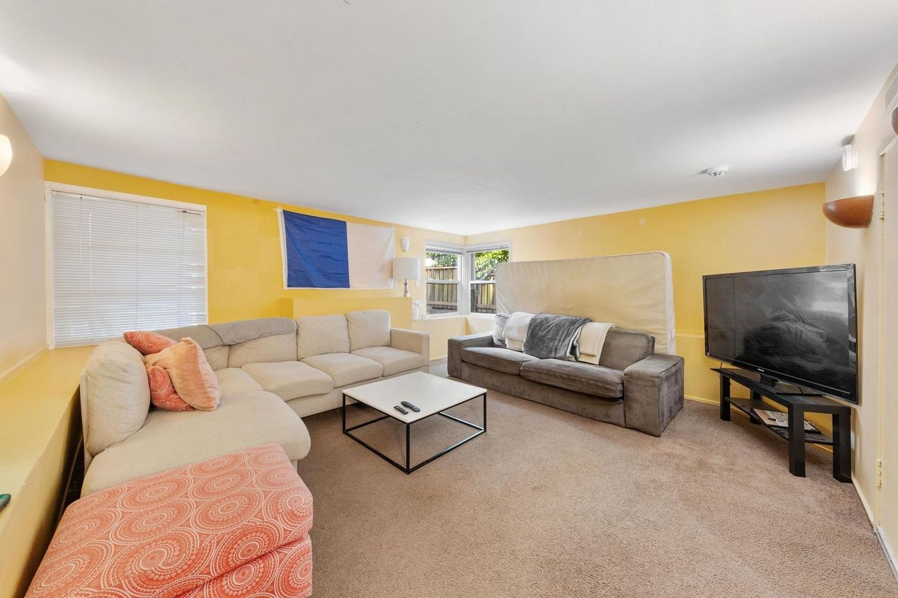 2635-w-5th-avenue-kitsilano-vancouver-west-25 at 2635 W 5th Avenue, Kitsilano, Vancouver West