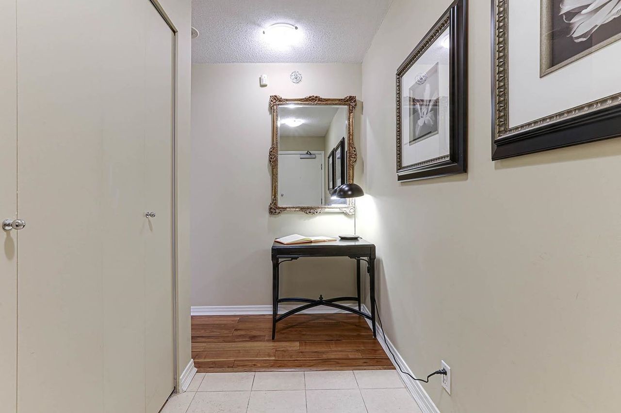 1199-marinaside-crescent-yaletown-vancouver-west-02 at 607 - 1199 Marinaside Crescent, Yaletown, Vancouver West