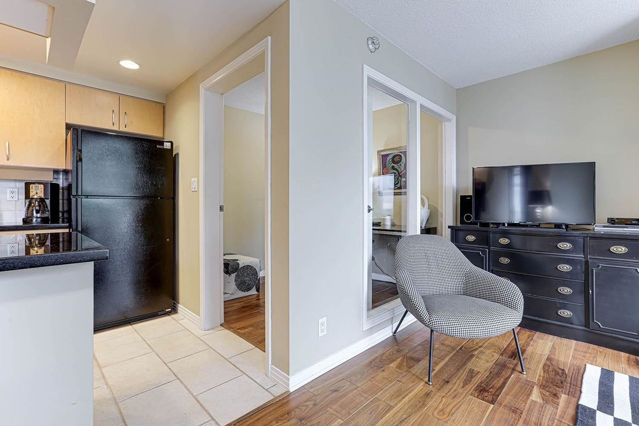 1199-marinaside-crescent-yaletown-vancouver-west-06 at 607 - 1199 Marinaside Crescent, Yaletown, Vancouver West