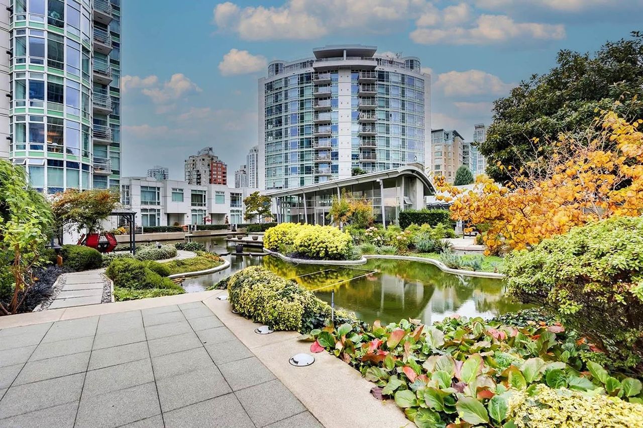 1199-marinaside-crescent-yaletown-vancouver-west-24 at 607 - 1199 Marinaside Crescent, Yaletown, Vancouver West