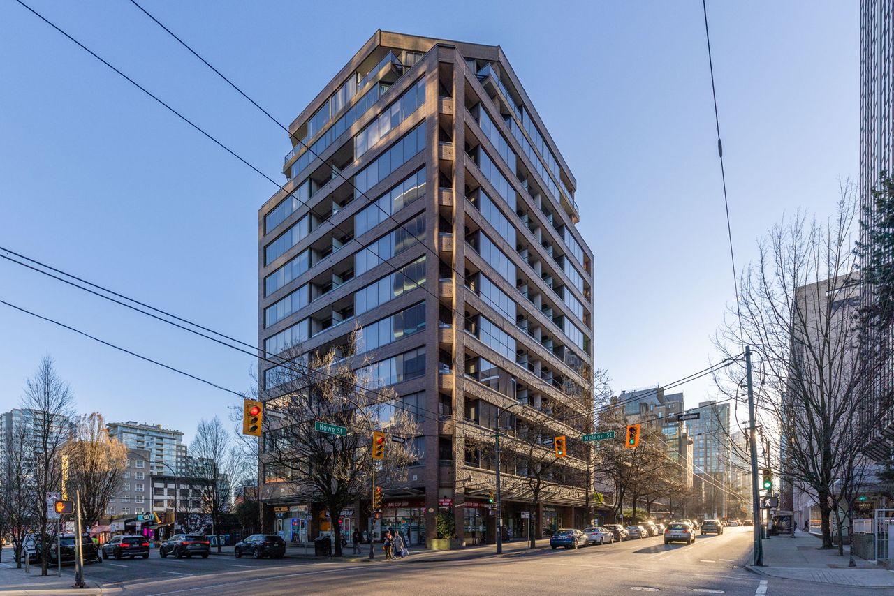 1-web-or-mls-0001 at 814 - 1010 Howe Street, Downtown VW, Vancouver West