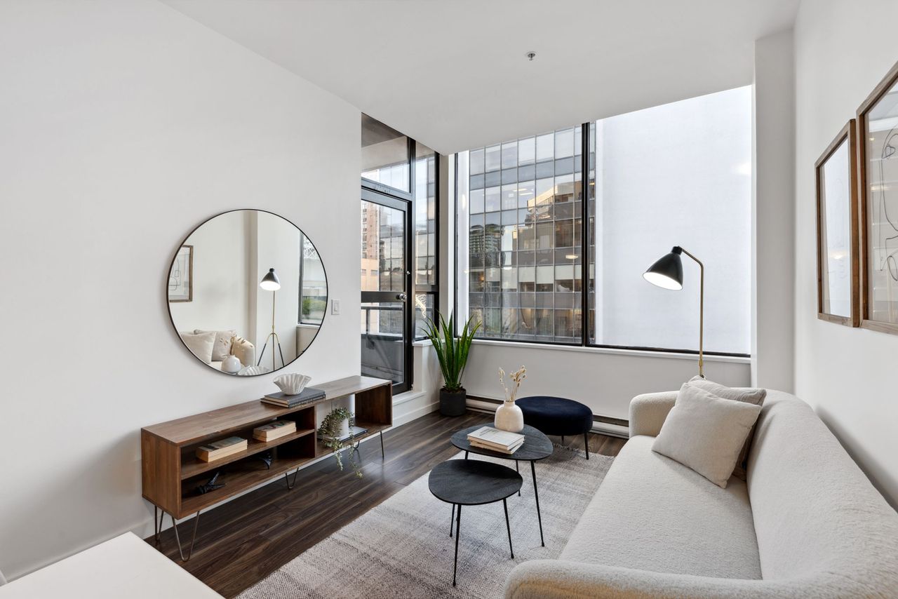 14-web-or-mls-0014 at 814 - 1010 Howe Street, Downtown VW, Vancouver West