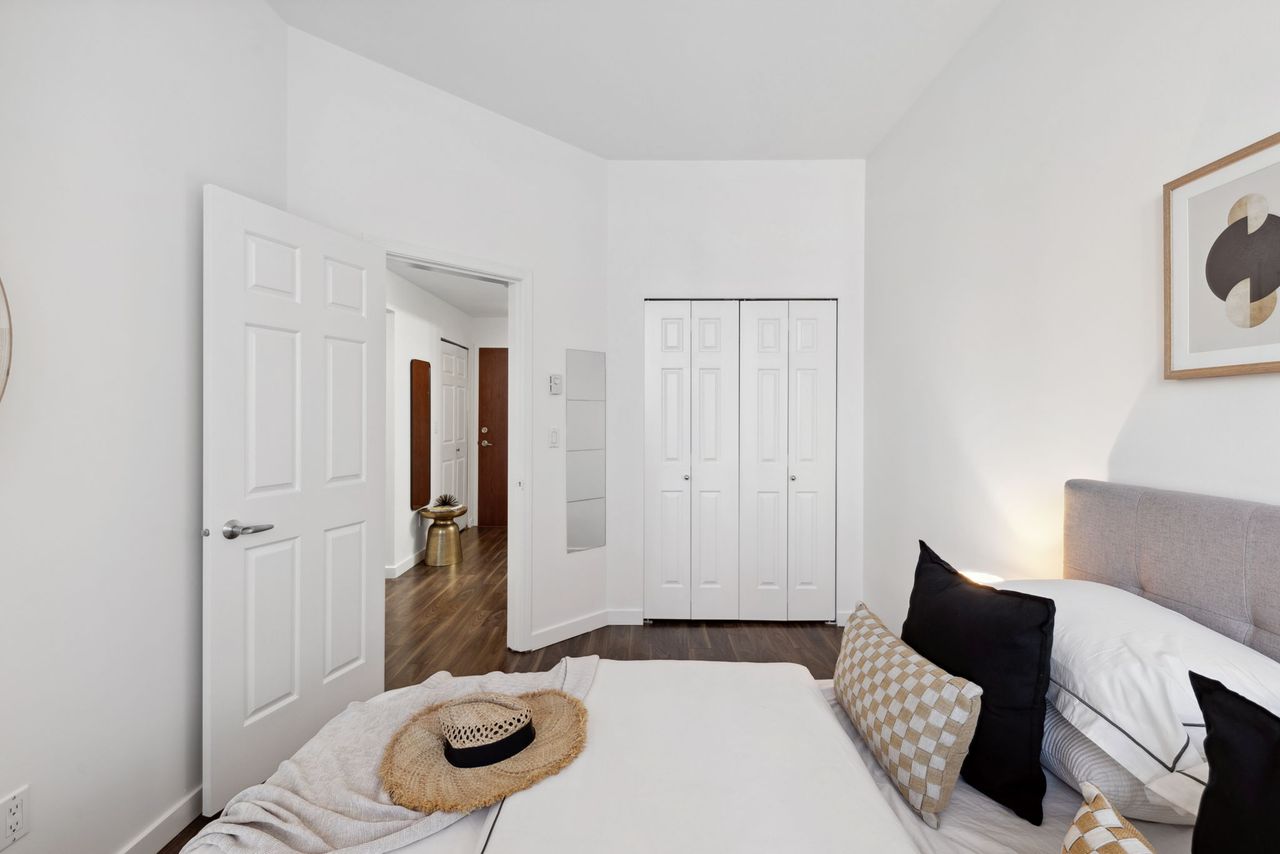 15-web-or-mls-0015 at 814 - 1010 Howe Street, Downtown VW, Vancouver West