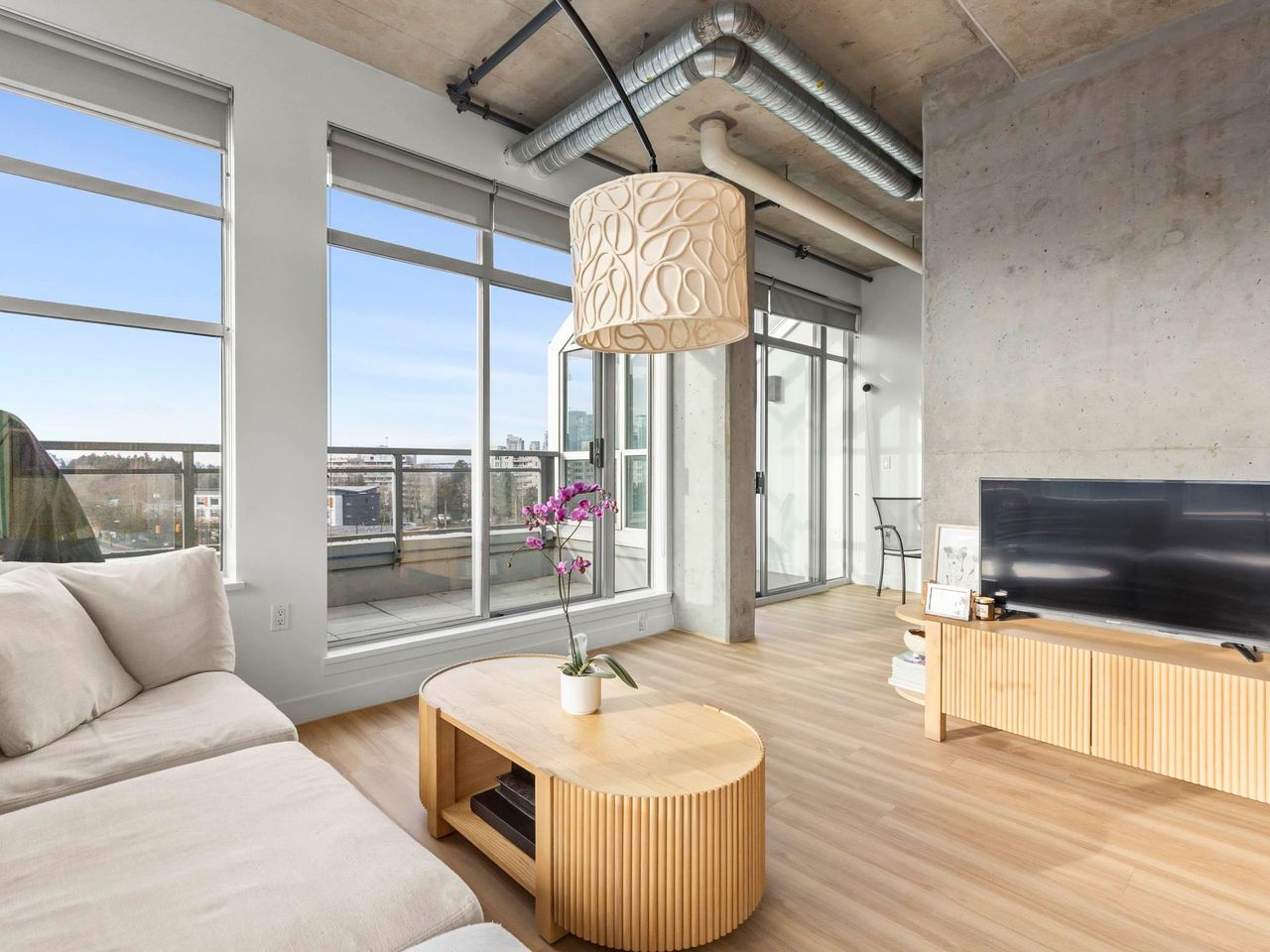 495-w-6-avenue-false-creek-vancouver-west-01 at 502 - 495 W 6 Avenue, False Creek, Vancouver West