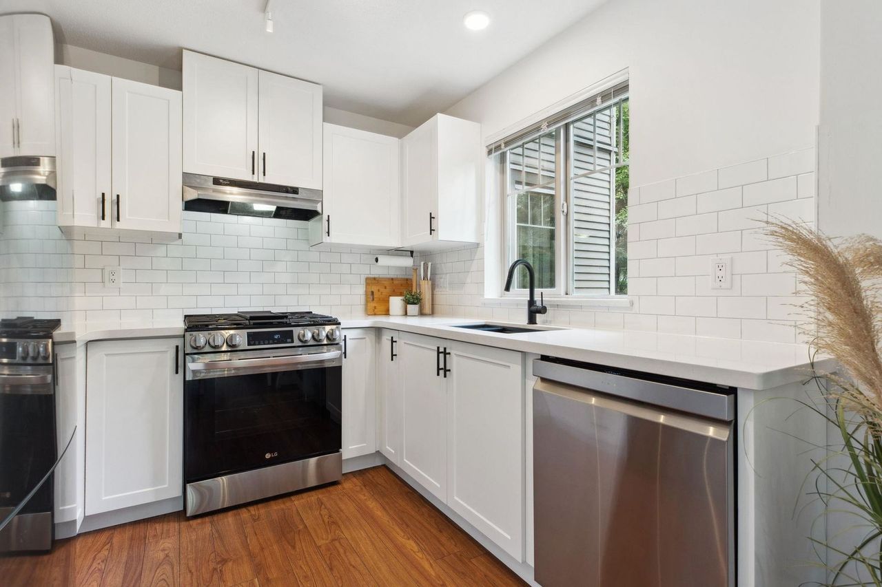 2959-silver-springs-boulevard-westwood-plateau-coquitlam-23-1 at 311 - 2959 Silver Springs Boulevard, Westwood Plateau, Coquitlam