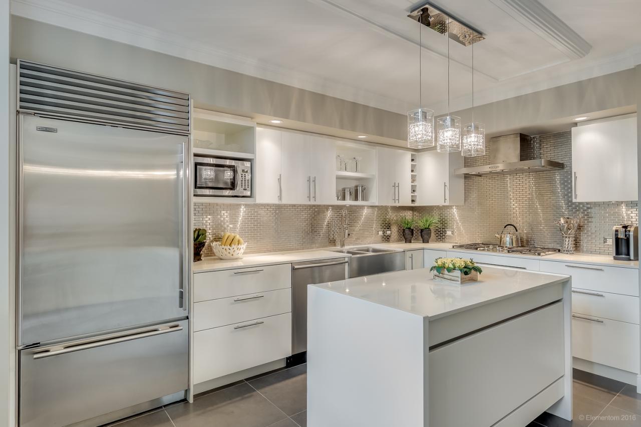 7 at 101 - 1168 Richards Street, Yaletown, Vancouver West