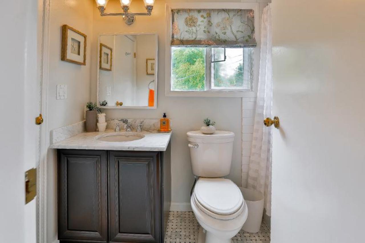 150-W-11th-Avenue-Vancouver-34 at 150 W 11th Avenue, Mount Pleasant VW, Vancouver West