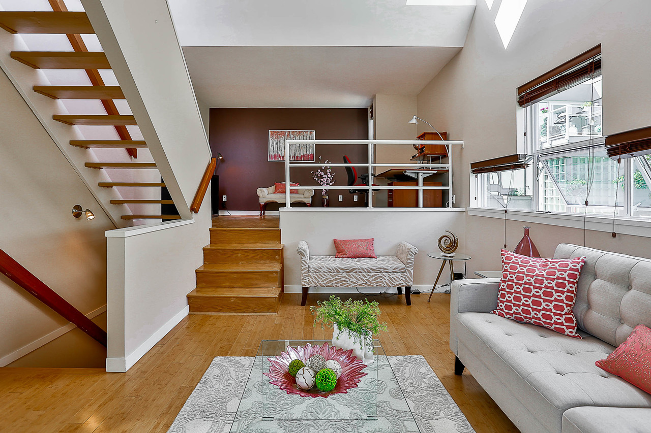 2229-Oak-Street-Vancouver-11 at 2229 Oak Street, Fairview VW, Vancouver West